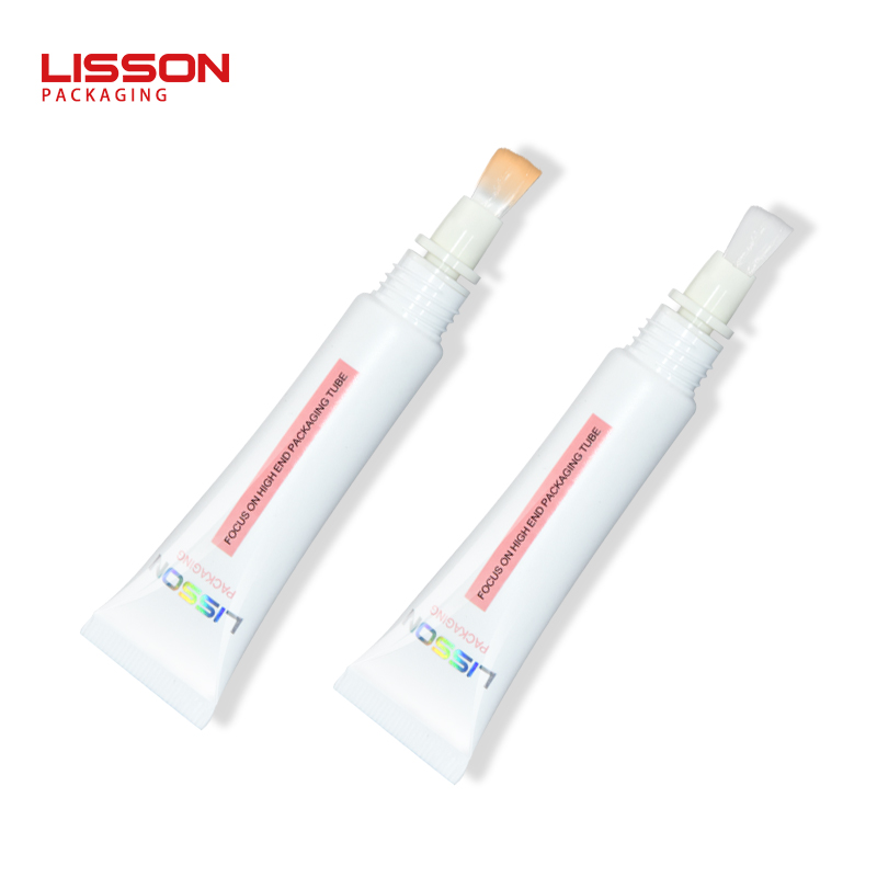 Lisson plastic lip gloss containers bulk production