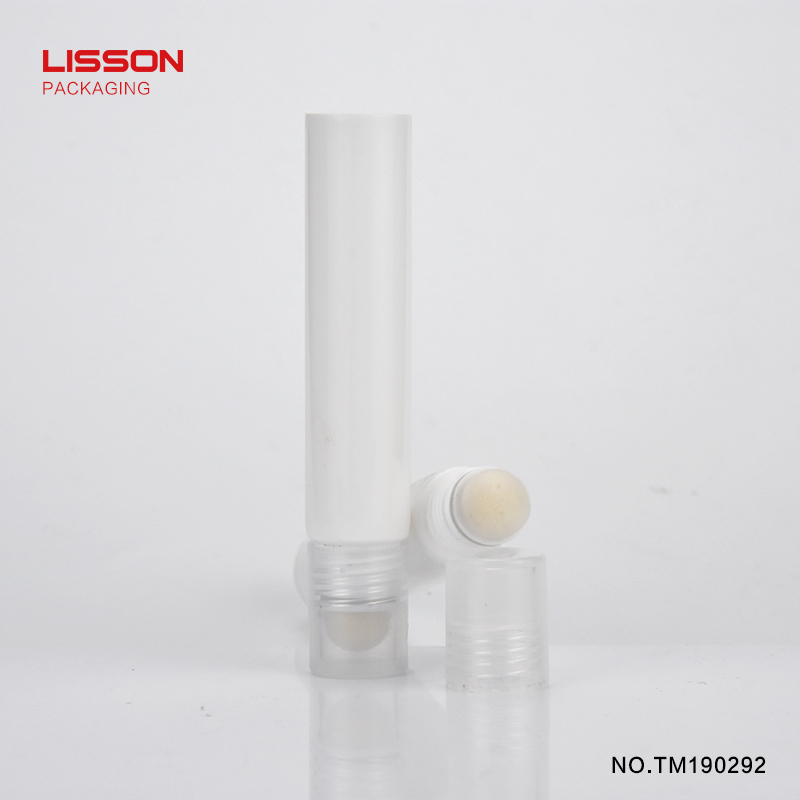 D19 empty round  make up tube with flocking applicator