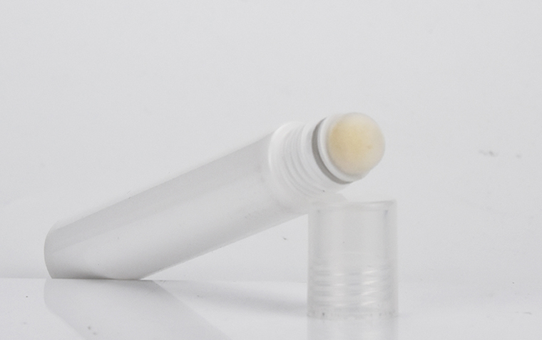 D19 empty round  make up tube with flocking applicator