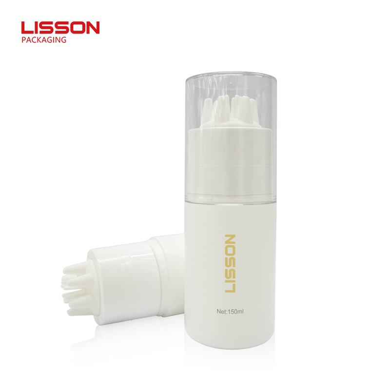 Hair Care Shampoo Bottle w/ Soft Silicone Applicator