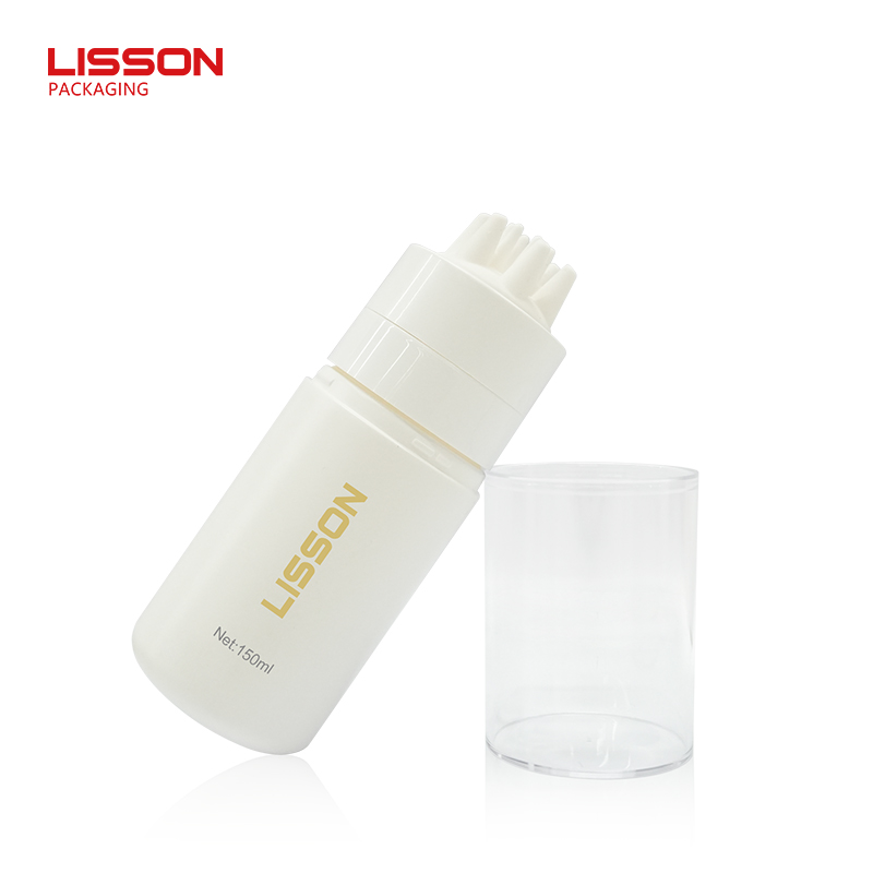 Hair Care Shampoo Bottle w/ Soft Silicone Applicator